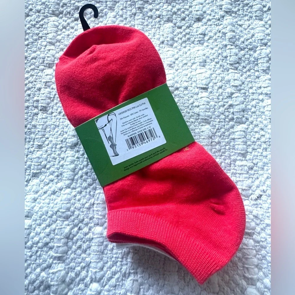 New Kate Spade 3 pairs low cut socks strawberry theme